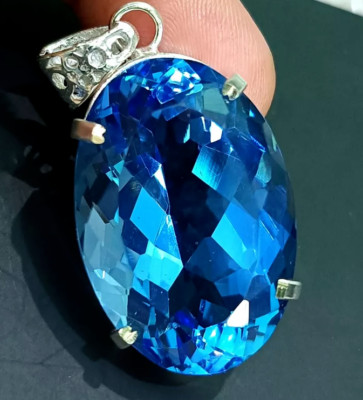BLUE Oval Cut Topaz Pendant GIE Certified Natural 87.56 Ct Loose Gemstone AAA+