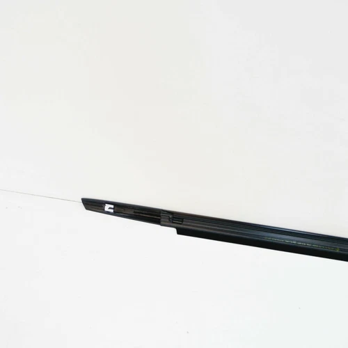 NEU MB B W245 VORNE LINKS TÜR AUSSEN DICHTSCHIENE A1697200124 - Bild 8 von 12