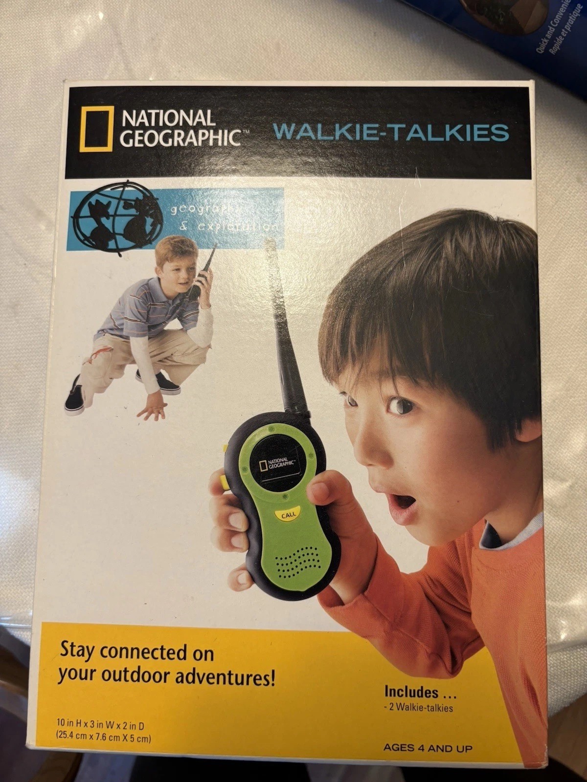 National Geographic Green  Kids Walkie Talkies 2-Way Radios 
