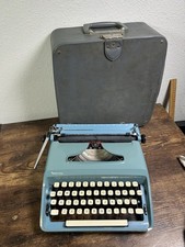 1960s REMINGTON PERSONAL RITER Portable Typewriter  w/Case - PARTS REPAIR thumbnail