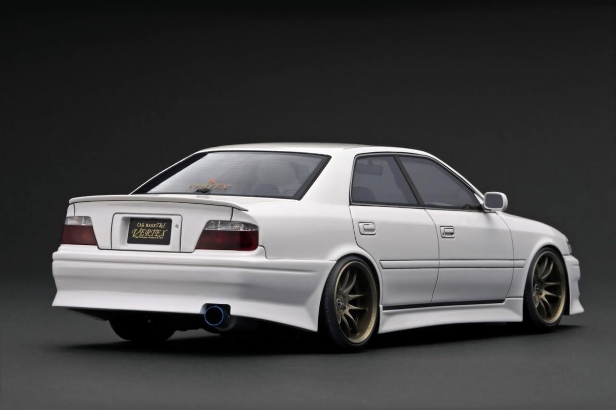 1/18 Ignition Model Toyota Chaser JZX100 Vertex Edition in