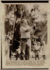 1974 Press Photo Vice President Nelson Rockefeller plays golf in Puerto Rico.
