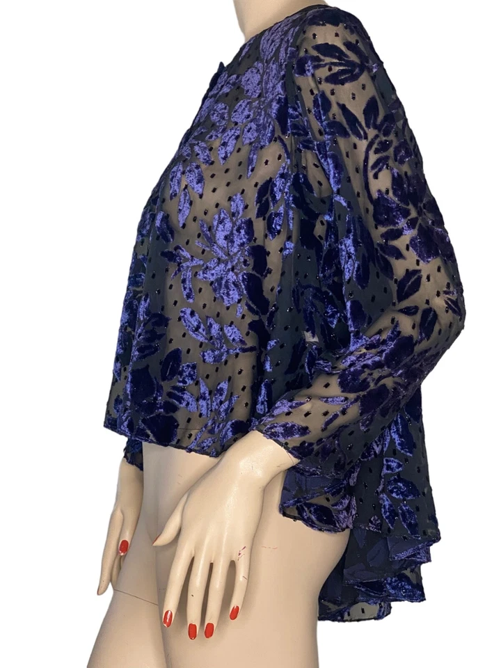 Vintage Victoria's Secret Coquette Burn Out Bed Jacket Gold Label 80s 90s P/S - Image 4 of 4