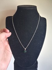 18 inch Green stoned necklace