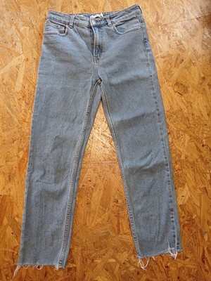 Bershka: Jeans Hose Straight Cropped Gr. 38 Blau Saum Fransig