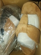 Vionic Fuzzy Thong Slippers 11 M Toffee