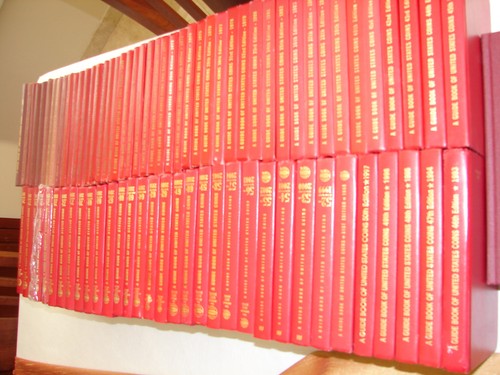 Red Book  A Guide Book of U.S. Coins  R.S. Yeoman  1946-2025  Complete year Set.