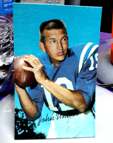 Johnny Unitas [Square Corner Proof] 1970 Topps Super card