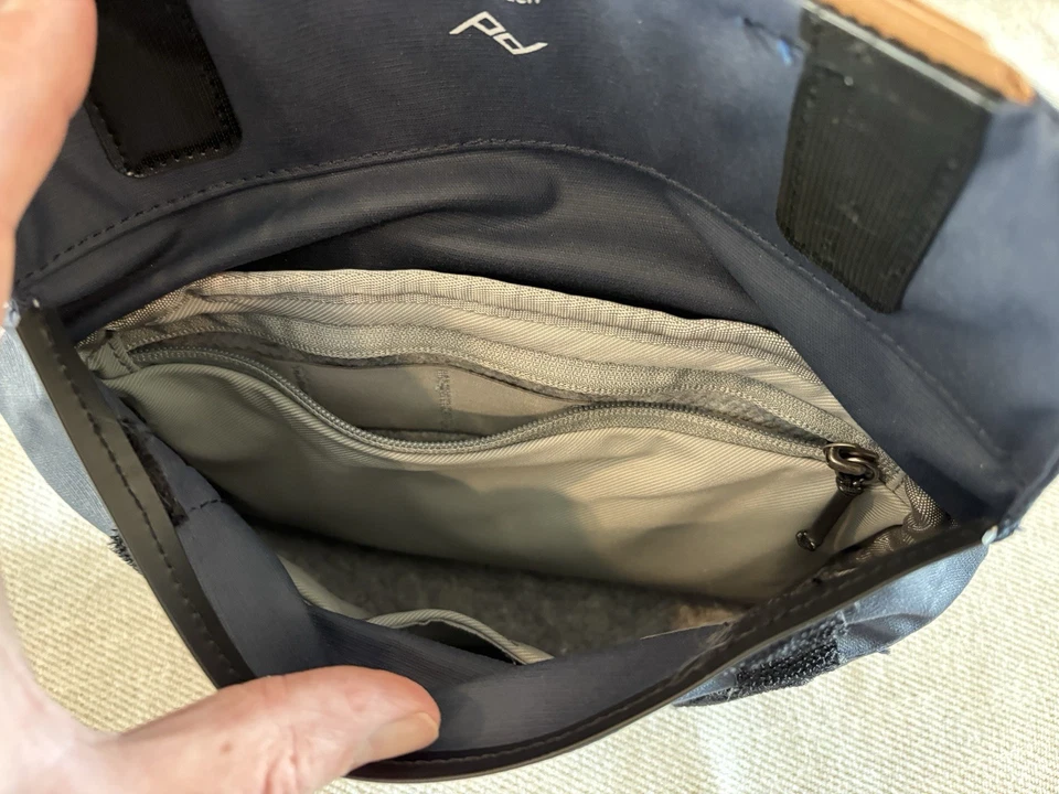 PEAK DESIGN Field Pouch V2 Camera Bag Organizer Midnight Blue Adjustable Strap - Image 4 of 4