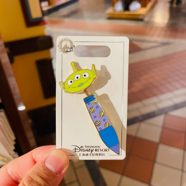 2024 Ages 14+ Shanghai Disney Winnie The Pooh Rex Hamn Tigger Stitch Pen Pin