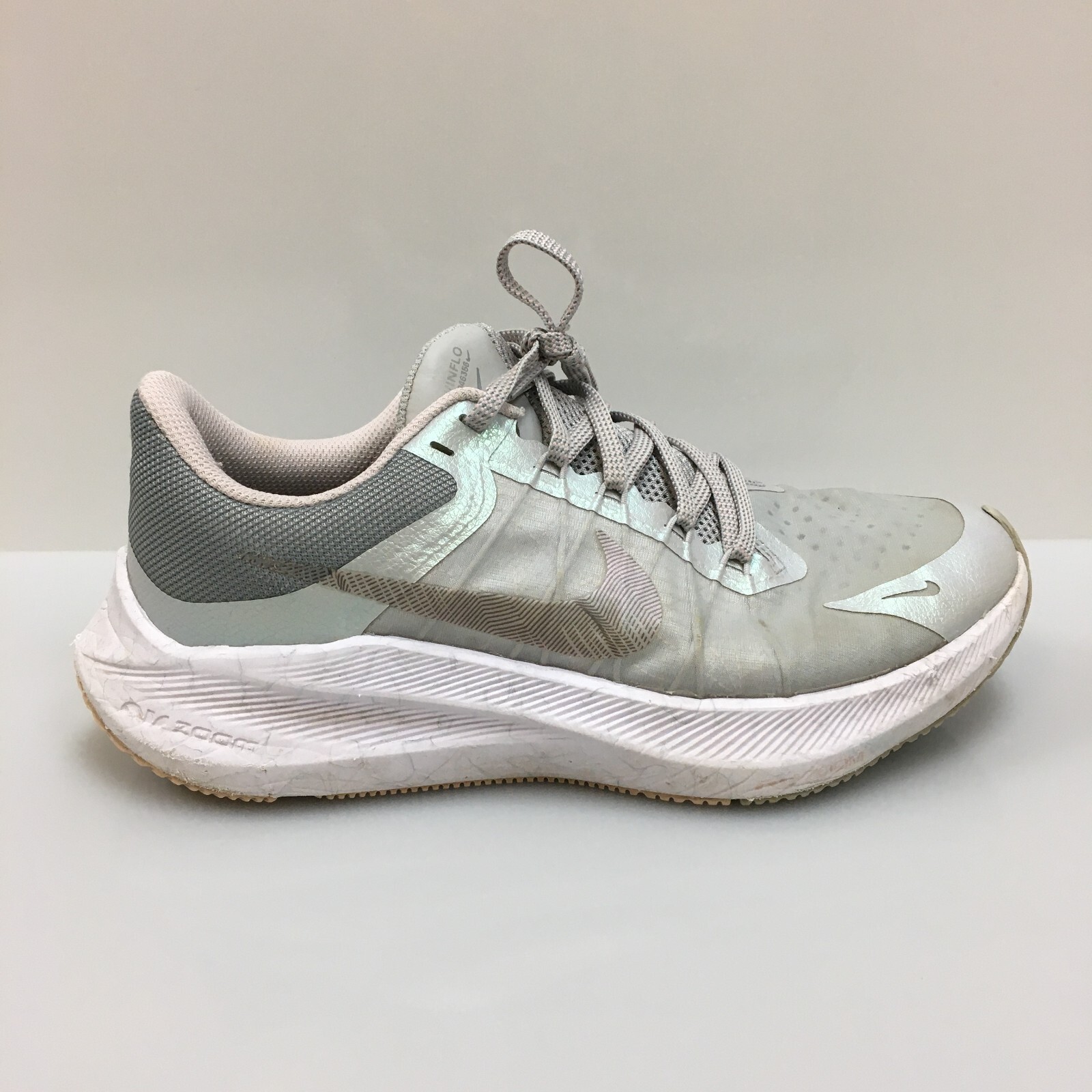 Nike Zoom Winflo 8 Shoes 7.5 Womens Gray Athletic Running Sneakers DA3056-001