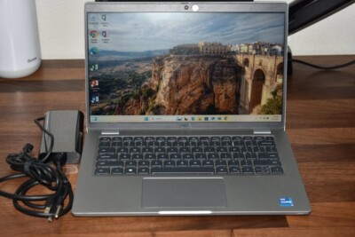 Dell Latitude 5420 (256 GB SSD Intel Core i5 11th Gen. 4.40 GHz 8 GB) Laptop