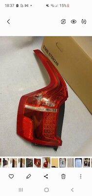 Ich verkaufe originale Rückfahrlichter (links) für einen Volvo XC90 2