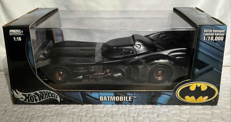 Hot Wheels 1:18 Edición Limitada Roja Batman DC Batalla Daño Diecast Sellado Foto 2 de 4