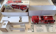 Vintage Marx 1970 HESS Fire Engine Truck w/Original Box, 4 inserts, Battery Card
