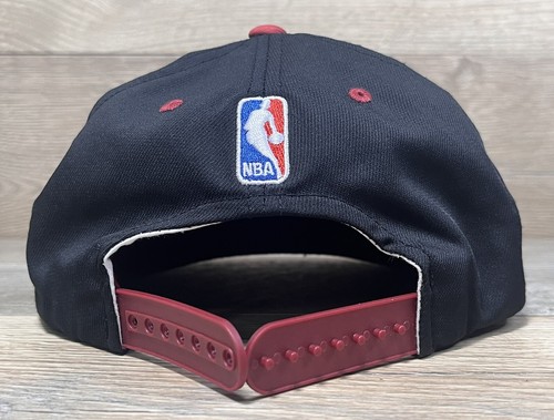 MIAMI HEAT NBA Adidas Hat OSFA Black, Red, & White Snapback Cap 2014 UC - Picture 12 of 21