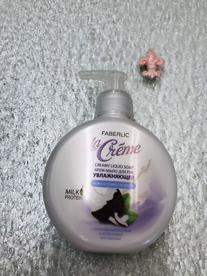 La Crème Luxurious Softness Nourishing Creamy Liquid Soap Coconut Milk Protein