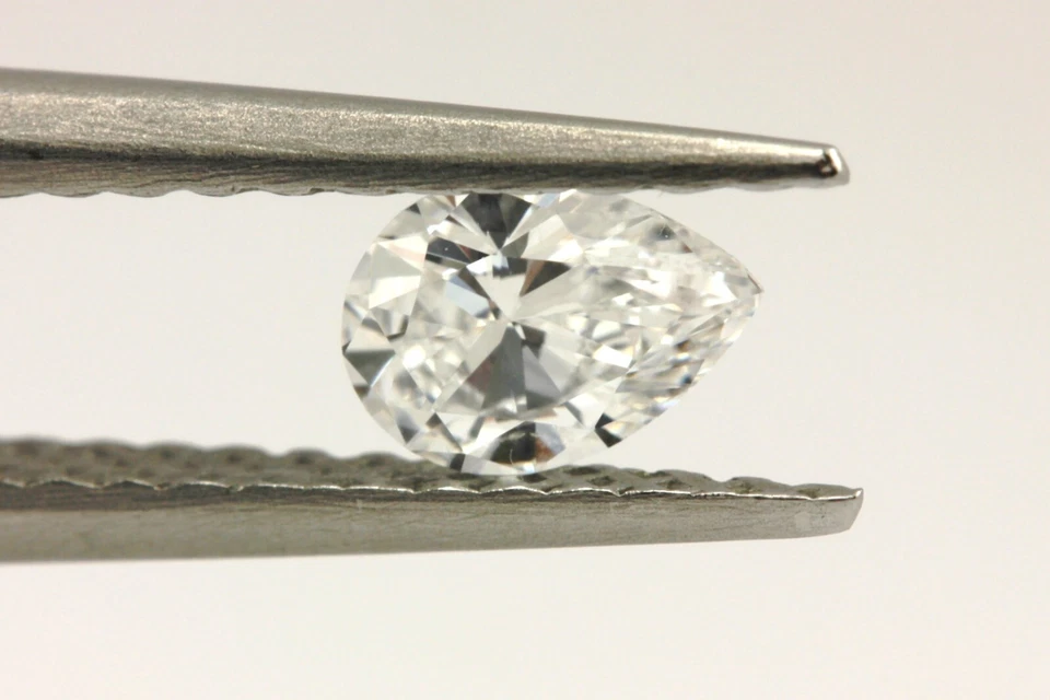 GIA certified natural pear shaped diamond 0.36ct SI1 D 5.86x4.09x2.56mm estate - Image 3 of 4