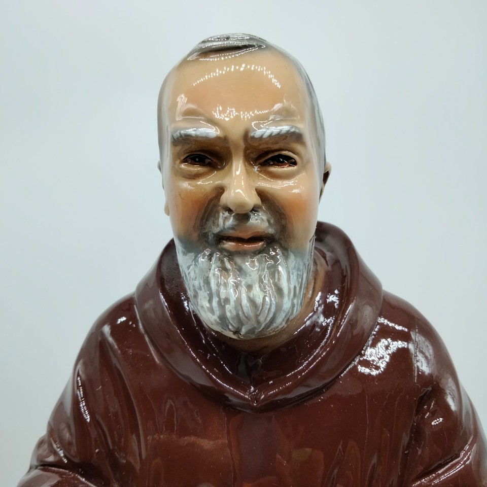 Statue Saint Padre Pio 40 cm (15.75'') in glossy resin for indoor and