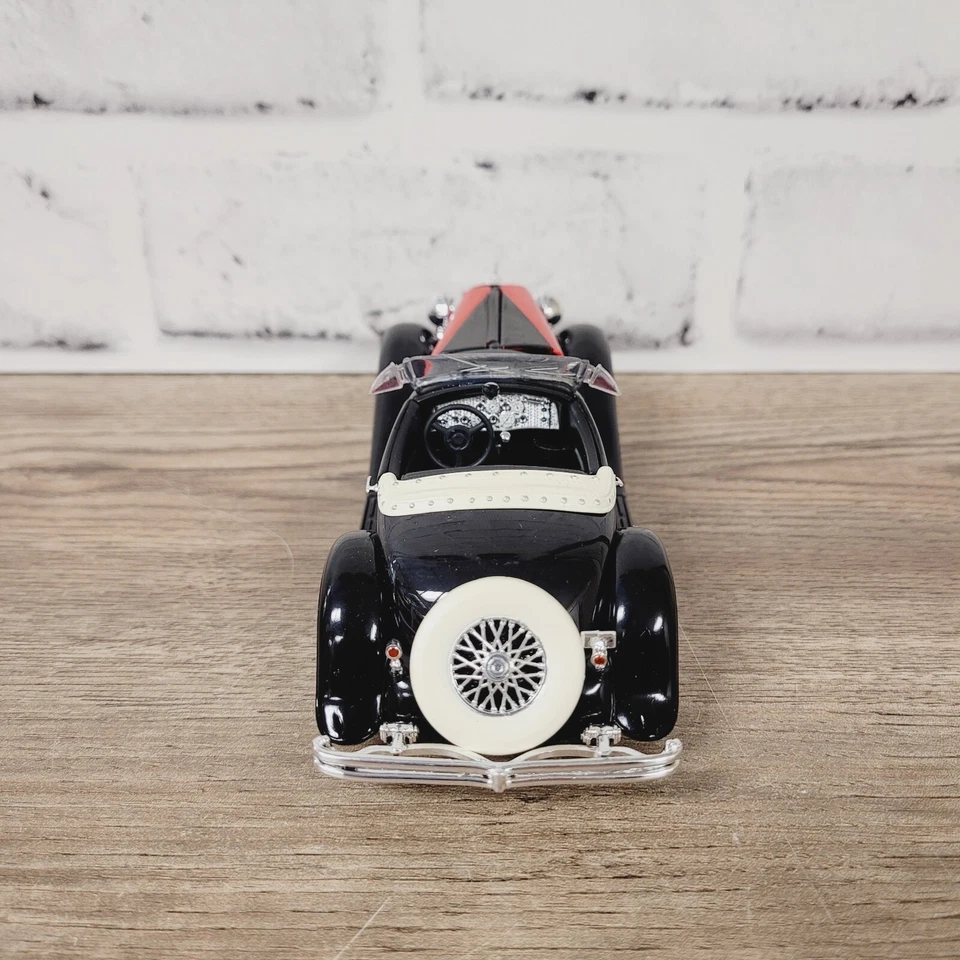 SIGNATURE 1935 DUESENBERG SSJ REPLICA RED BLACK DIE CAST 1:32 - Image 3 of 4