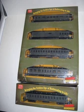 Roundhouse 84825 &84805 Overland Passenger set HO 5 cars.