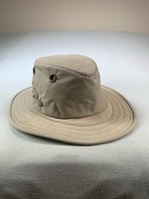 The Tilley Hat Endurables Model LT6 Nylon Nylamtium Size 6 7/8 Khaki