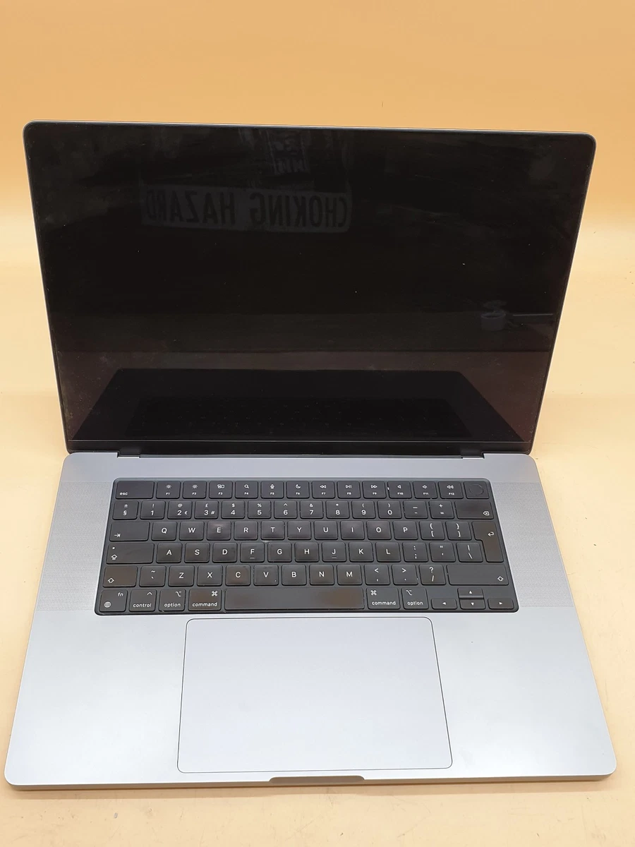 MacBook Pro SSD (Solid State Drive) Apple Laptops 16 GB RAM for