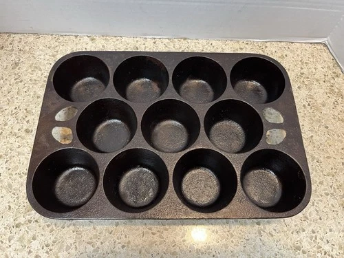 Vintage Cast Iron Muffin Biscuit Pan Unmarked