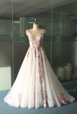 Princess Florals Wedding Dresses A Line V Neck Zipper Back Corset Wedding Gowns