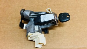 2007 08 09 10 11 12 Toyota Tundra Ignition Starter Lock Cylinder Switch