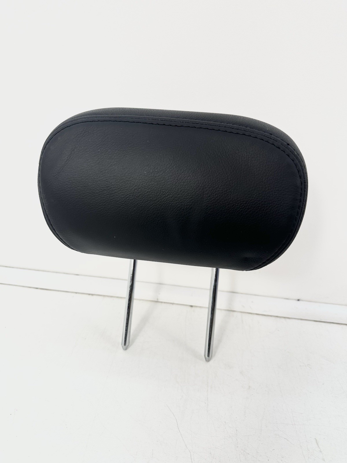 2014 -2024 MASERATI GHIBLI REAR SEAT CENTER HEADREST HEAD REST OEM BLACK LEATHER