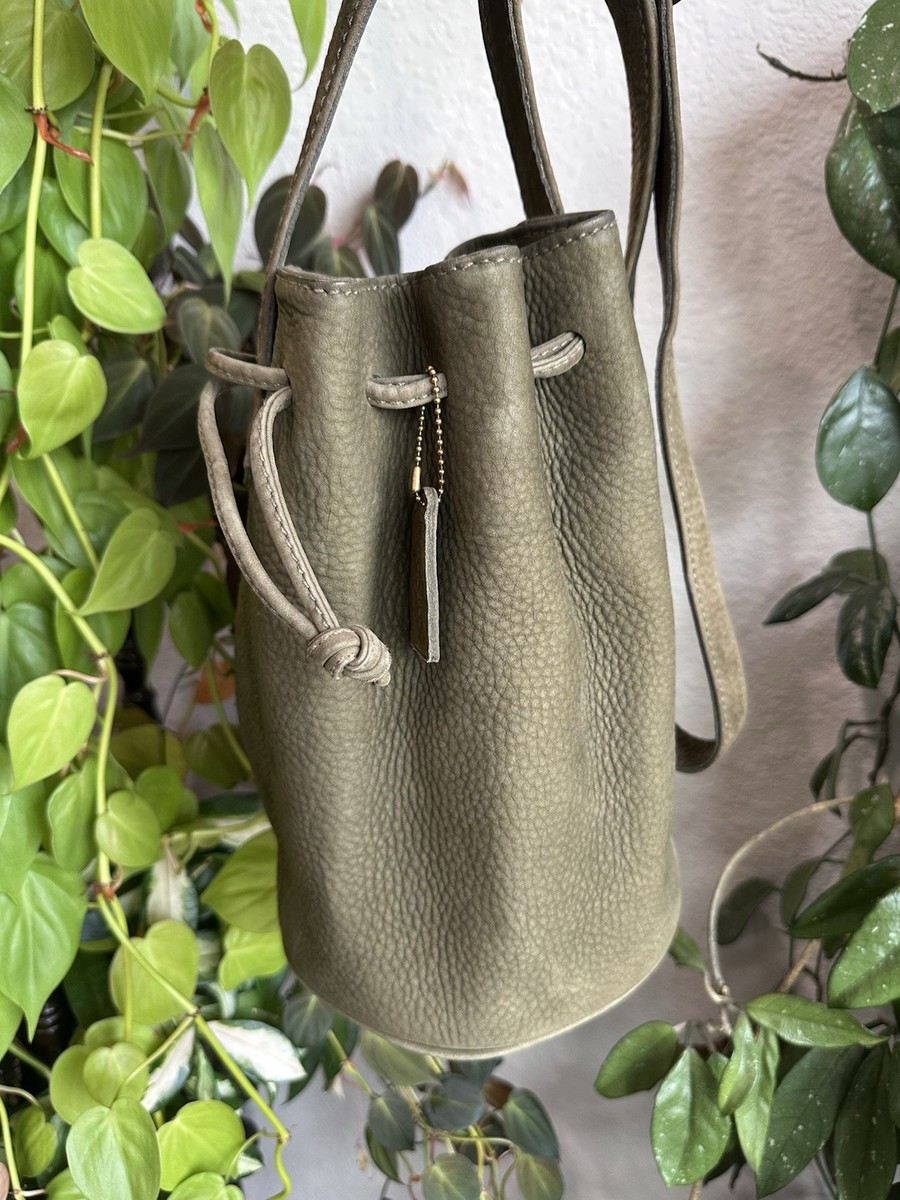 Vintage 90s dark green coach bag 4931, drawstring bucket bag