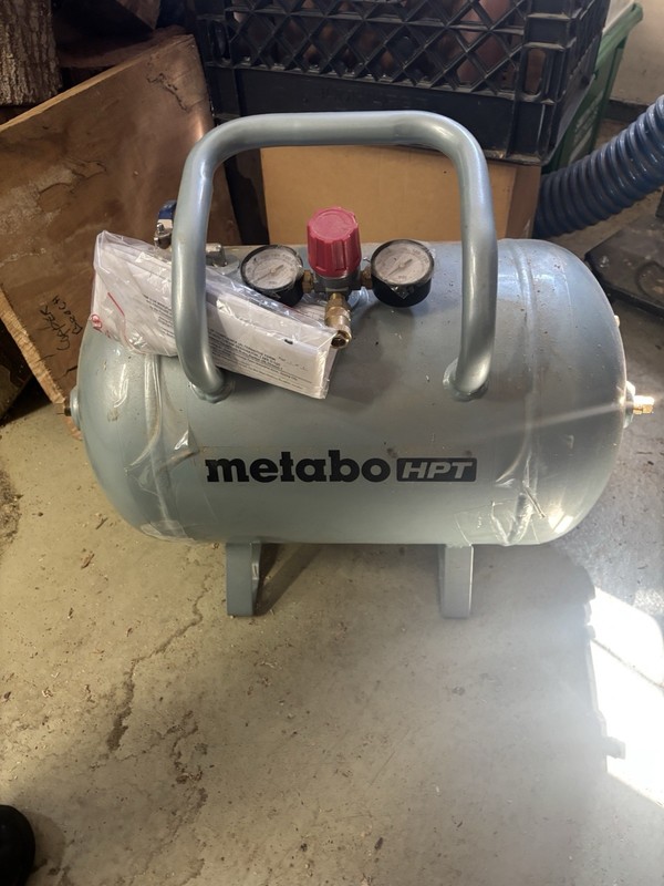 Metabo HPT UA3810AB Reserve Air Tank. Brand New. 10 Gallon