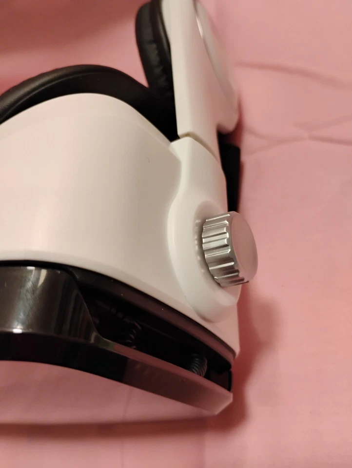 BOBOVR Z4 Virtual Reality Headset 3D  VR Glasses With Bluetooth Remote Travel Ca - Image 2 of 4