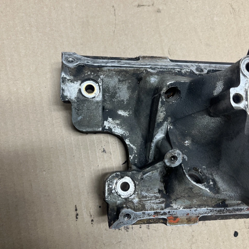 1986-1992 ford ranger 2.9L lower Intake Manifold OEM - Image 2 of 4