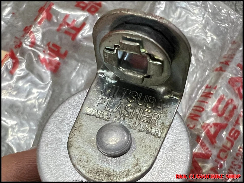 NOS Kawasaki 90SS C2SS C2TR D1 G3SS GA1 GA2 GA3 GA5 J1 Signal Relay Pn 27002-005 - Image 2 of 4