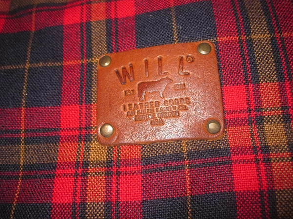 Almohada decorativa a cuadros roja Will Leather Goods 14" X 10" EE. UU. Foto 2 de 4