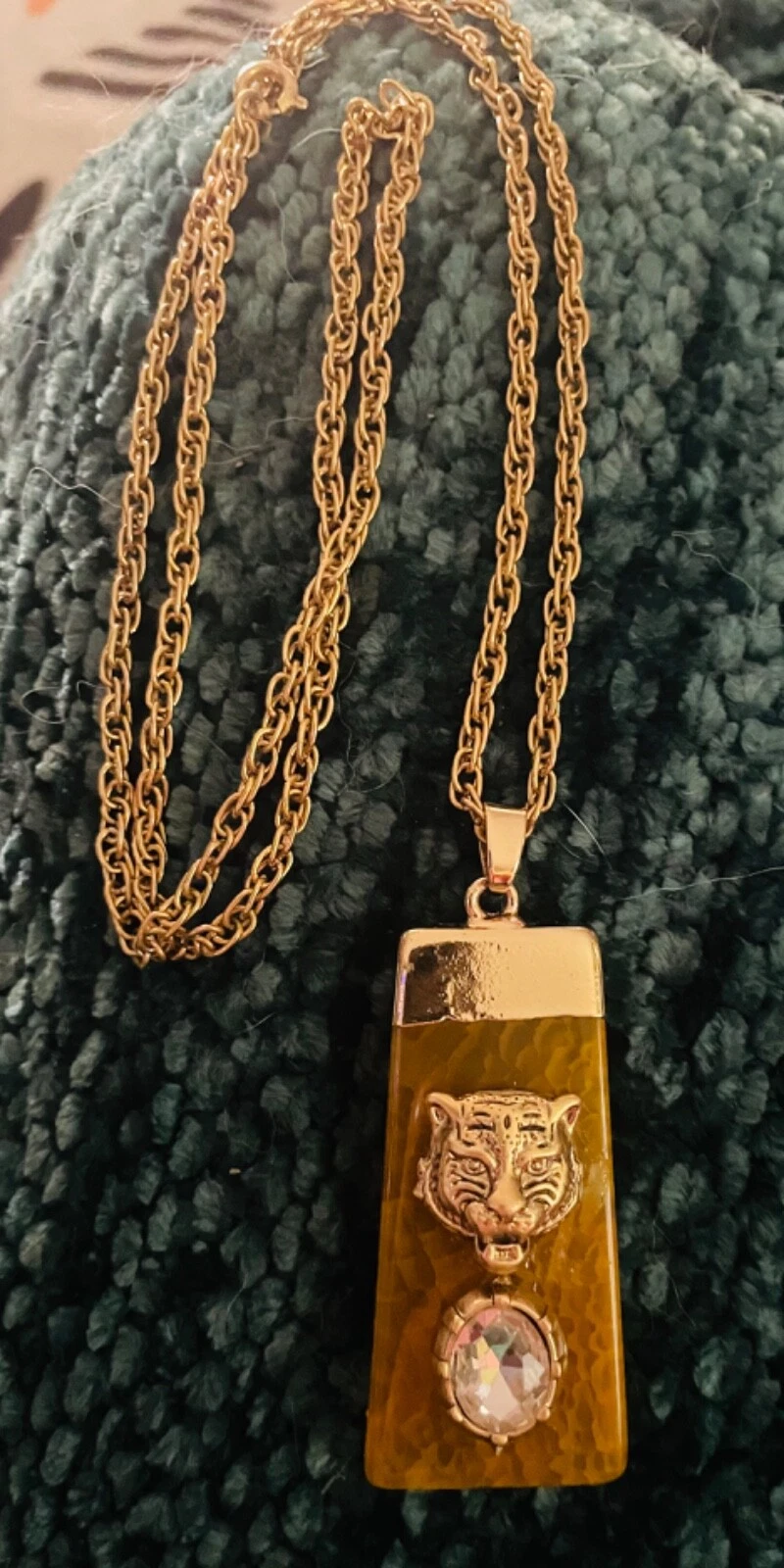 Collier long unique réutilisé Gucci vintage pierre naturelle chat en colère cristal