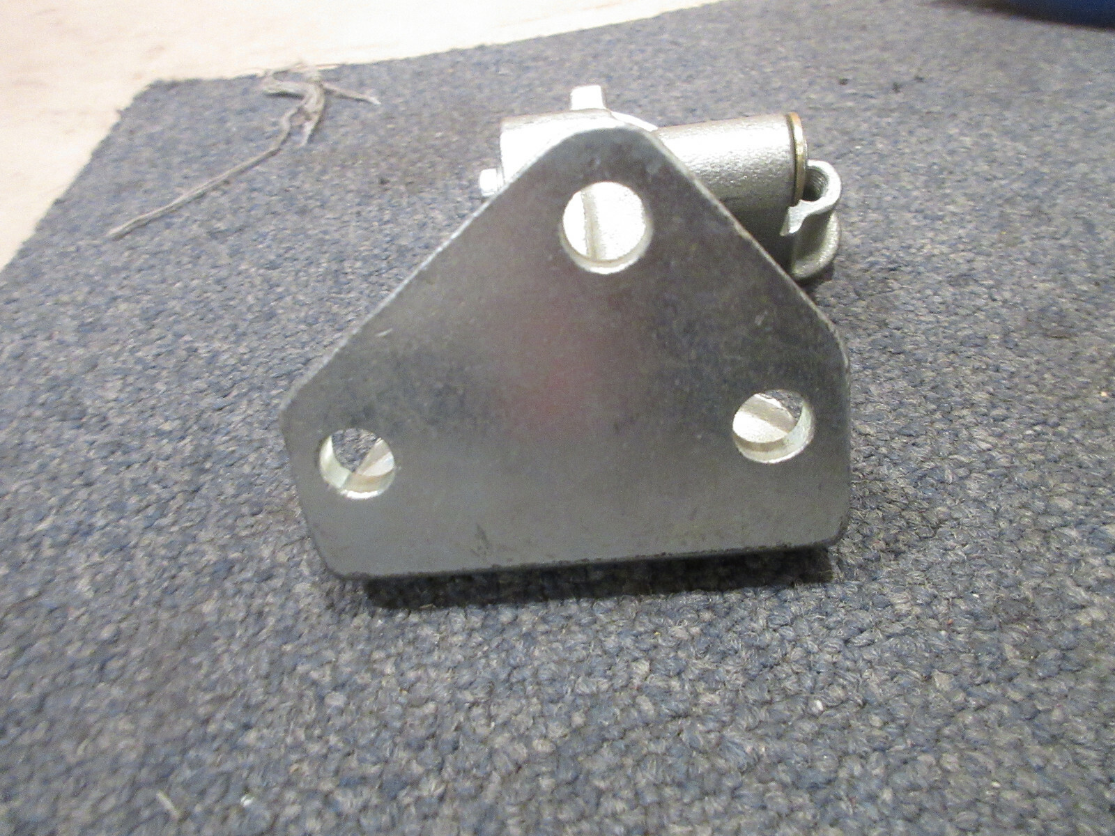 Maserati 4200 RH Lower Door Hinge P/N 67358000