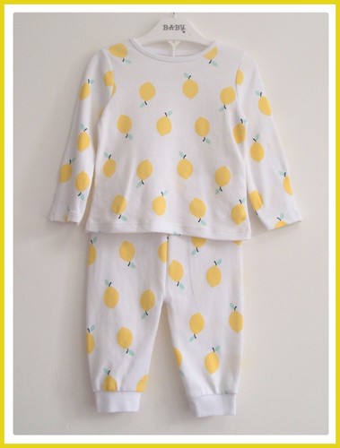 Baby Girls Pyjamas Set Apples & Pears Design PJs Nightwear Sleepwear 0-18m NEW - Picture 4 of 9