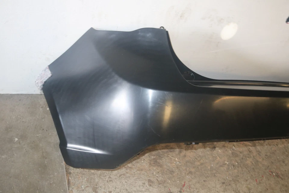 2010-2011-2012 KIA FORTE REAR BUMPER - Изображение 3 из 4