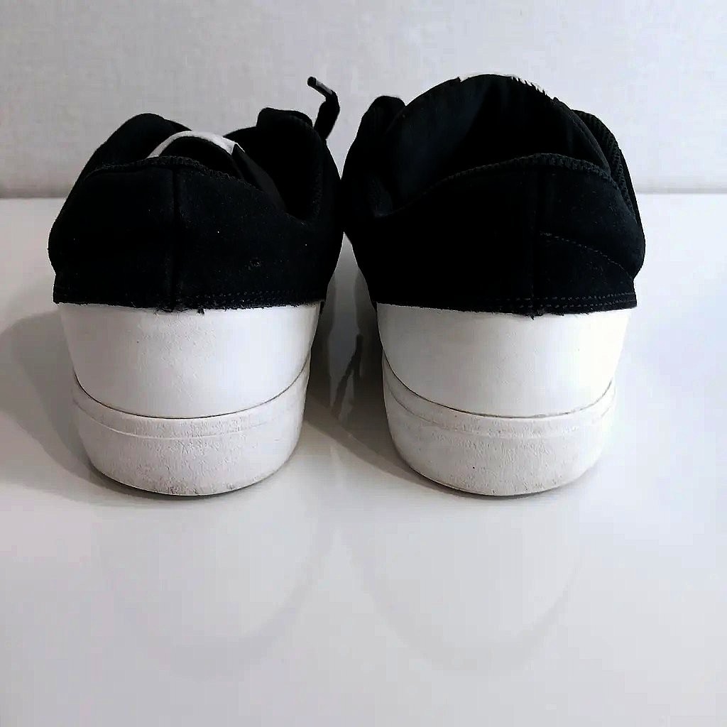 Nike Jordan Mens EU 42.5/US 9/UK8 Leather &Suede Sneakers Low-Top Jordan Series thumbnail 5