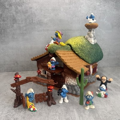 Schleich 40025 Old Farmhaus /Bauernhof mit 7x Schlümpfe & Gargamel + Gartentor