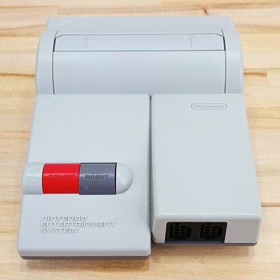Nintendo NES Console Control Deck NES-101 Top Loader Gray *CONSOLE ONLY* Tested