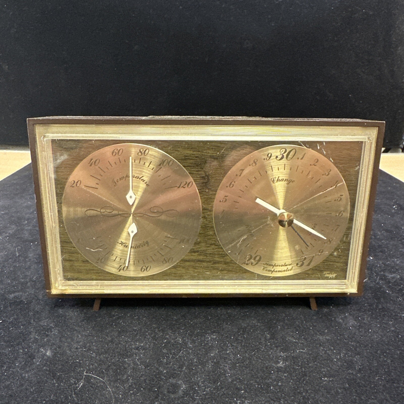- Taylor Instrument Companies Temperature Humidity Change