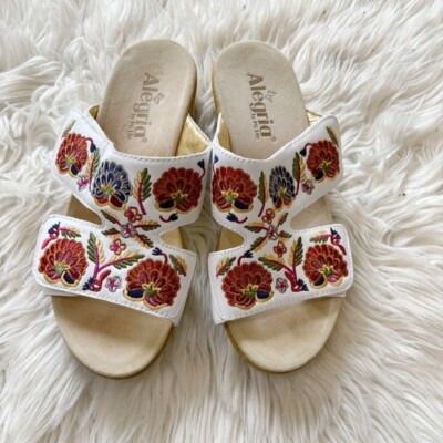 Alegria Linn-600N White Leather & Floral Embroidered Comfort Wedge Sz 38 = 8/8.5