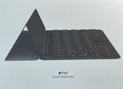 NEW Apple Smart Keyboard iPad 9/8/7 Gen 10.2