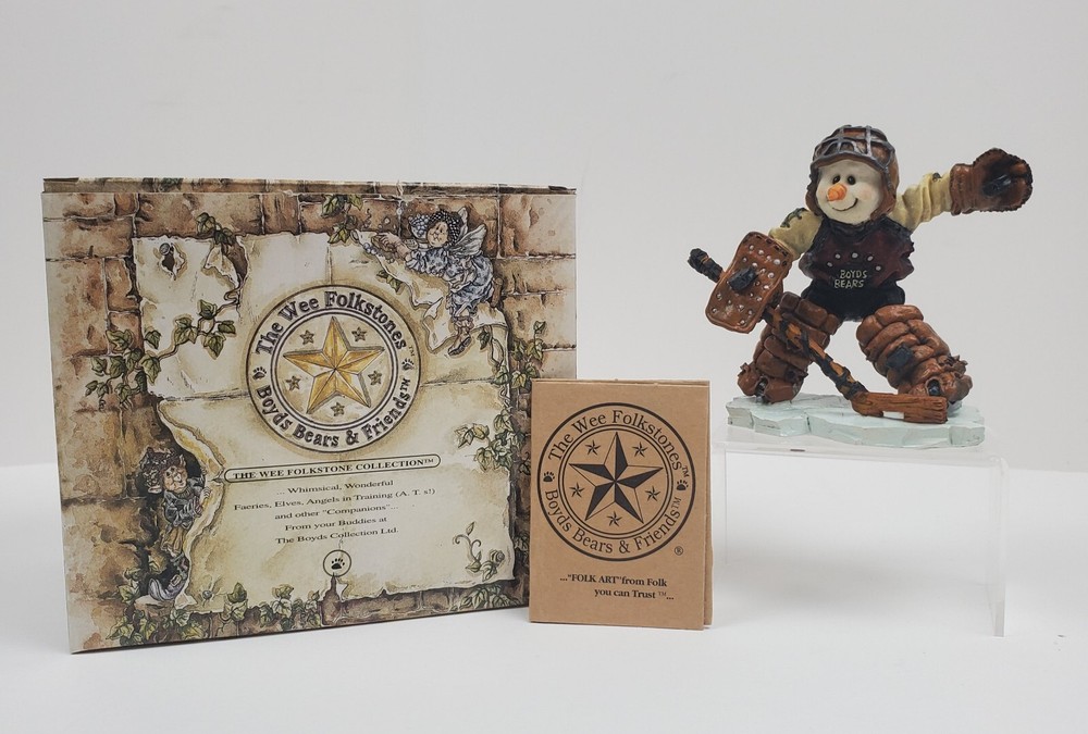 Boyds Bears Wee Folkstone Bobby The Defender #36505 Vintage