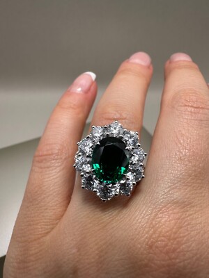 Luxus-Cluster-Ring 18 kt Weißgold 7,58 kt im Labor gezüchteter Smaragd und Diamanten Lgsl68
