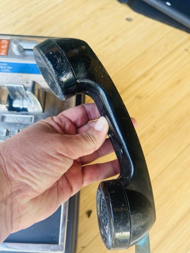 Telefono a pagamento vintage pulsante cabina aperta telefono a pagamento marca non marcato senza tasti - Foto 9 di 18